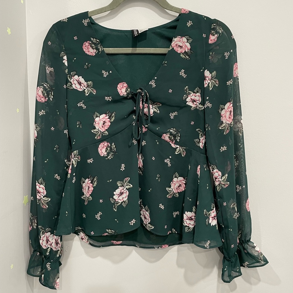 H&M Green and Pink Floral Blouse, Size 0
